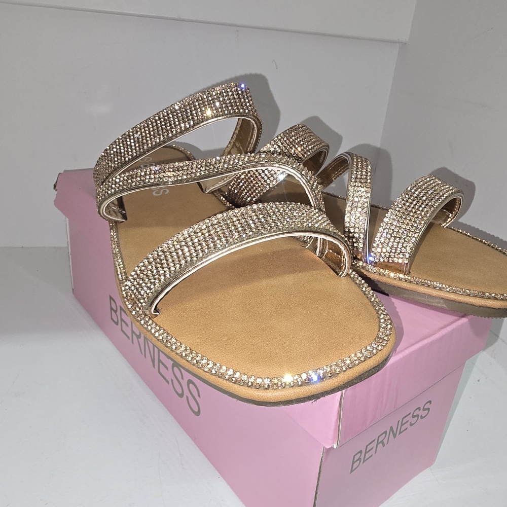 Women's Rhinestone Sandals - Gold